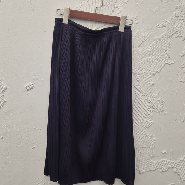 Pleats Please Issey Miyake skirt