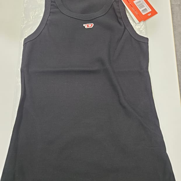 디젤 로고 자수 탱크탑 사이즈s 미사용
