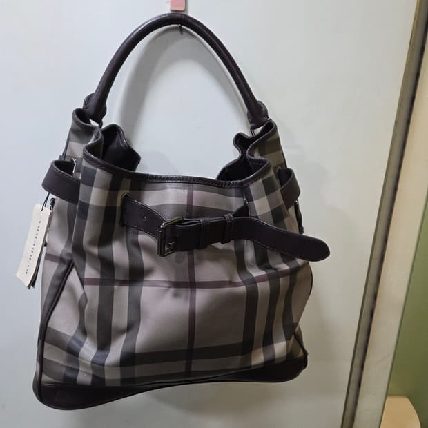 버버리 스모크 체크 호보백