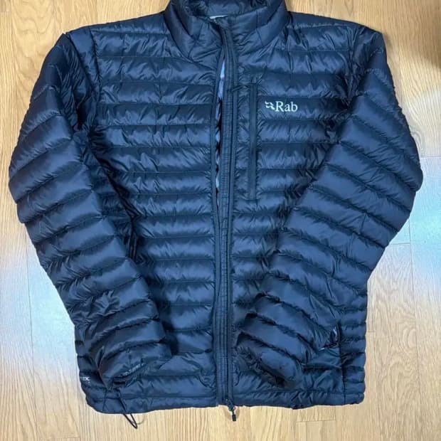 Rab 경량패딩