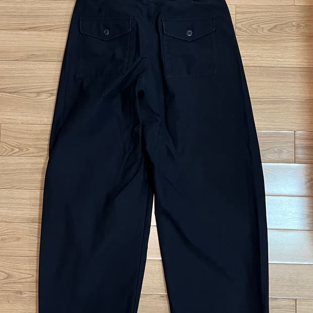 유니클로 저지 배럴레그 팬츠 네이비 L