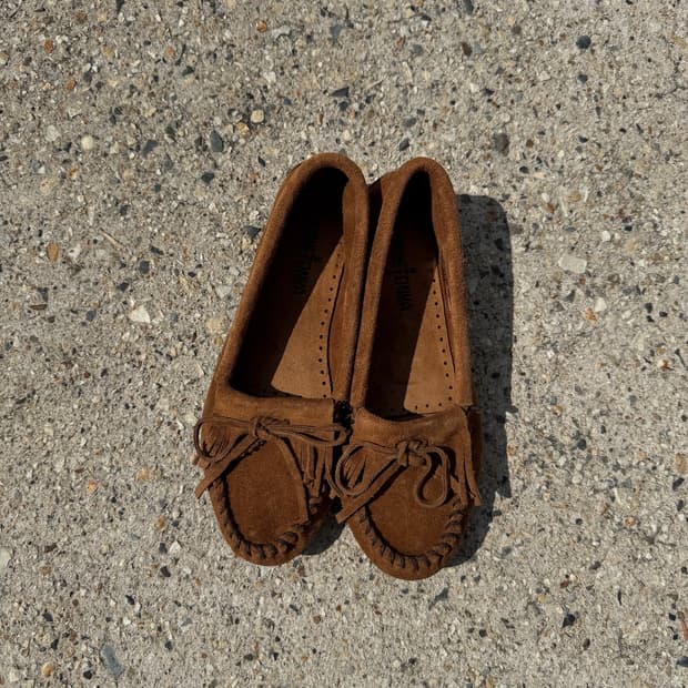 MINNETONKA 모카신