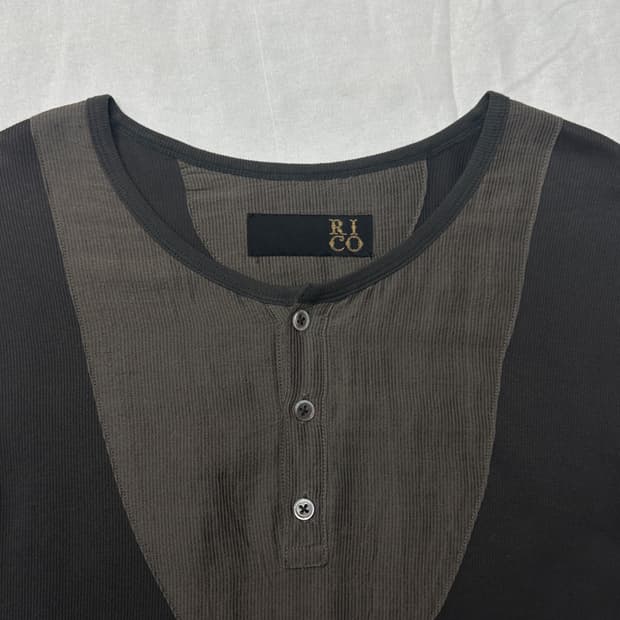 rico 긴팔티