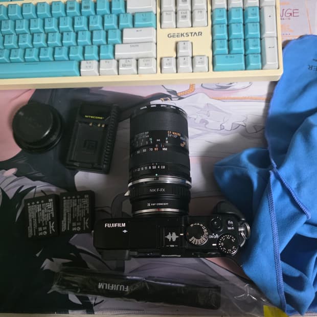 후지필름 X-E2s 디지털카메라 + 탐론 35-80