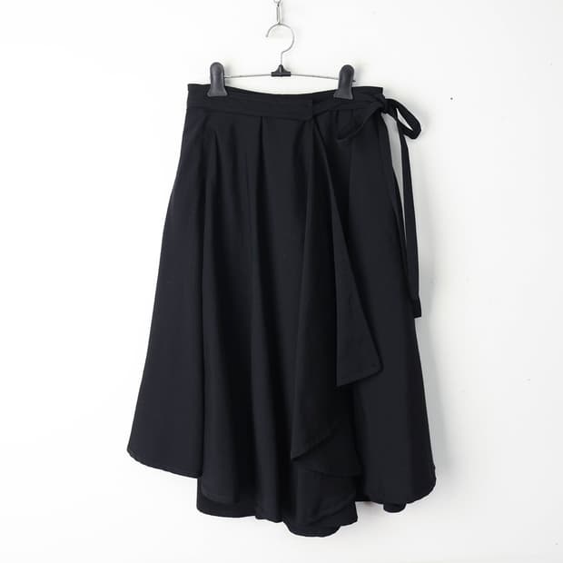 26/LEMAIRE 르메르 울 랩 스커트