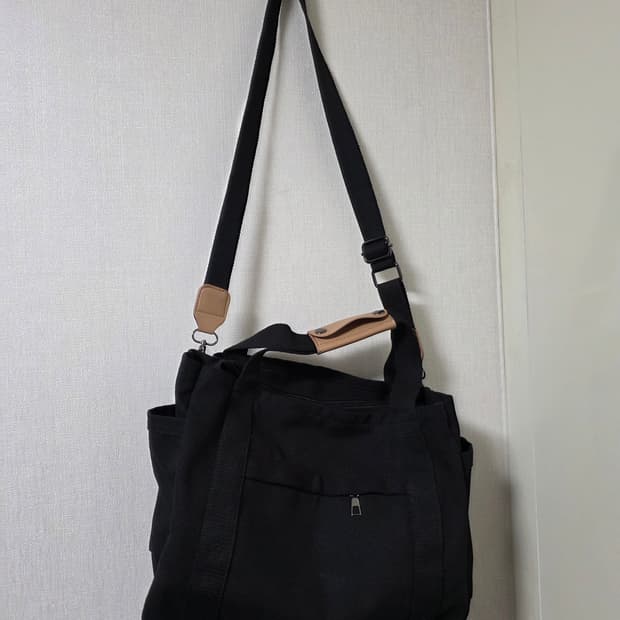 새상품) 블랙 캔버스 크로스백 숄더백