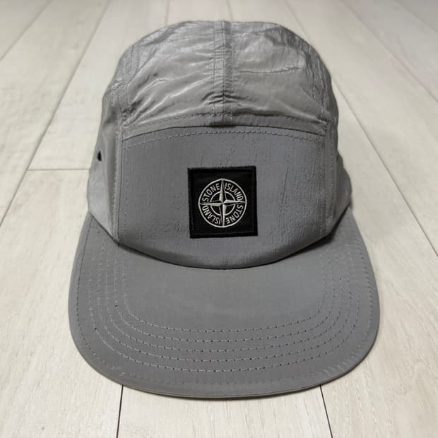 스톤아일랜드 캠프캡 실버그레이 (stone island)