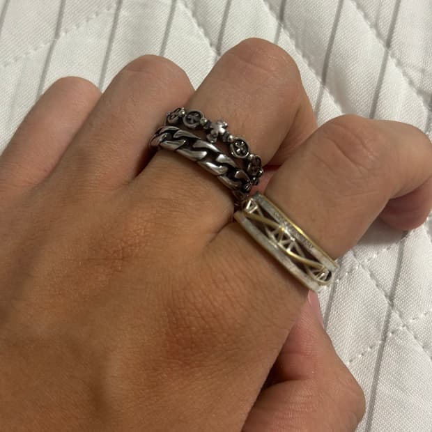 스틸에디션, 메종미네드 반지