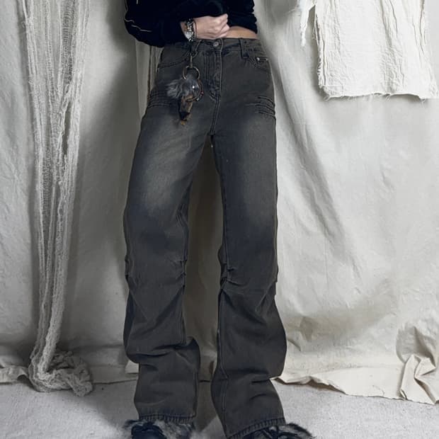 셔링 디테일 흑청데님팬츠