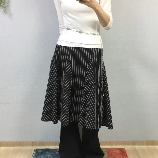 Hiroko Bis stripe skirt
