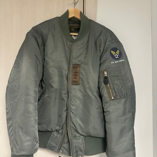 아웃스탠딩 10주년 MA-1 M사이즈