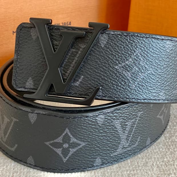 루이비통 LV 블랙 이니셜 이클립스 벨트 40mm 85사이즈