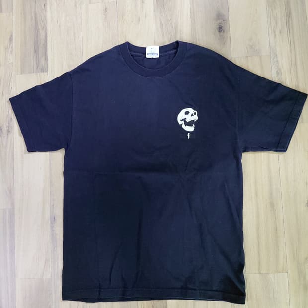 90s X large Skull T