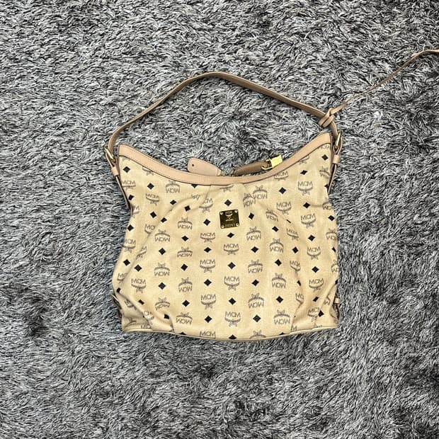 MCM 비세토스 숄더백