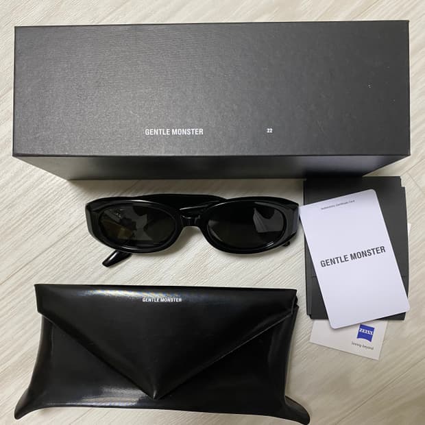 젠틀몬스터 오토