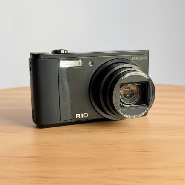 ✨미품✨ RICOH 리코 r10 블랙