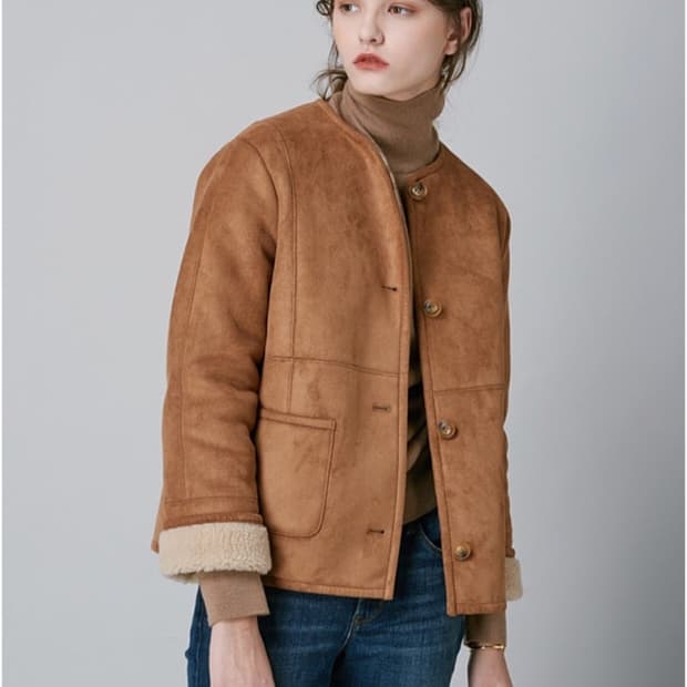 르비에르 LEVIERE 카멜 숏 무스탕 55.44