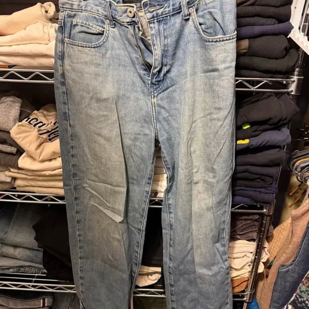 유니클로 세미배기진 66사이즈