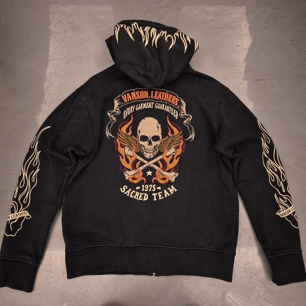 밴슨레더 스컬 플레임 후드 짚업