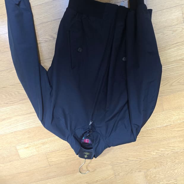 바라쿠타 g9 다크네이비 40