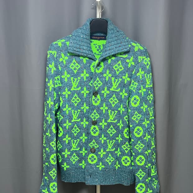 [정품] 새상품급 / L 루이비통 모노그램 시그니처 가니건