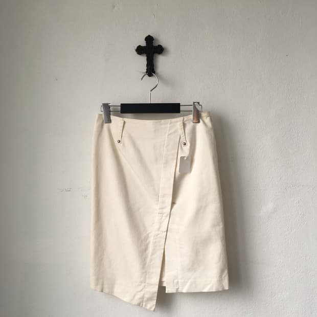 Unbalanced midi skirt