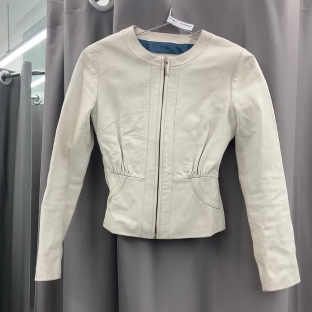 램스킨 미니멀 레더자켓