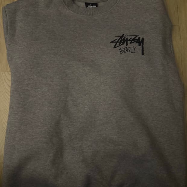 스투시 서울 맨투맨