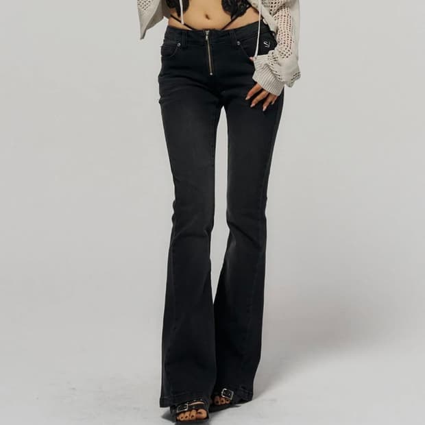 스키즘인듀싱 CROSS BACK FLARE JEANS 블랙 M/S