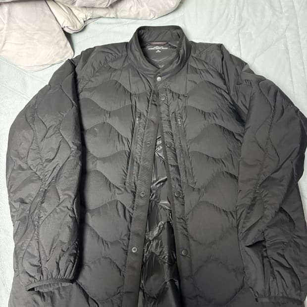 유니클로x화이트마운티니어링 다운자켓 xxxl