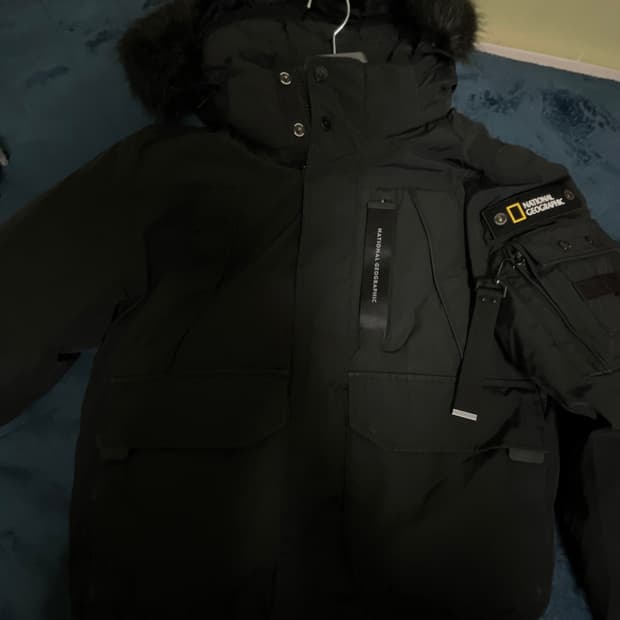 내셔널 타루카 숏패딩