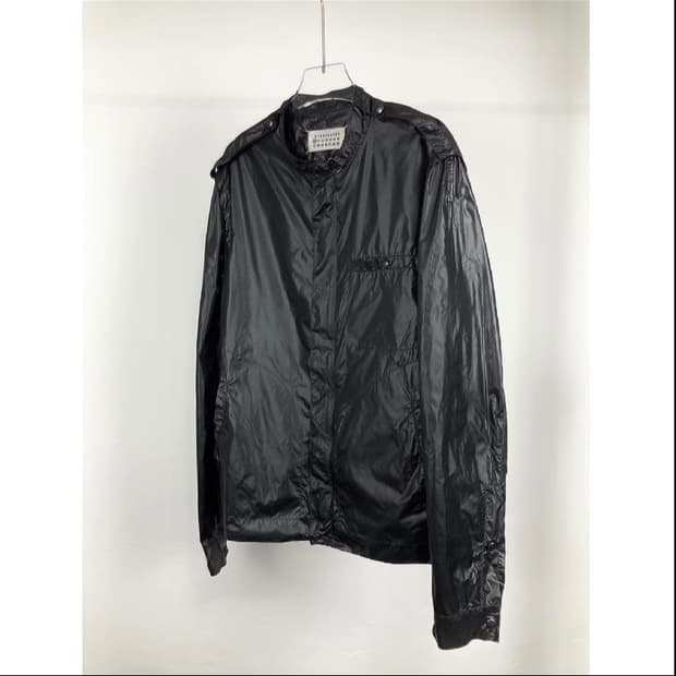 마르지엘라 08ss 자켓 구합니다.