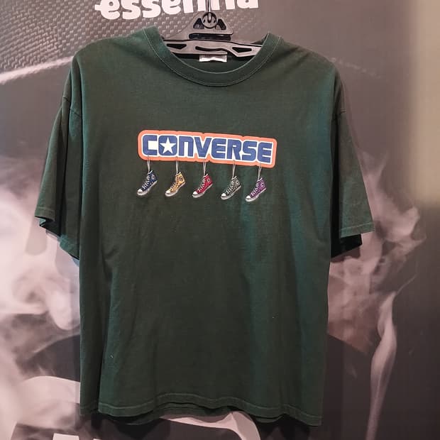 컴버스 신발자수 반팔티