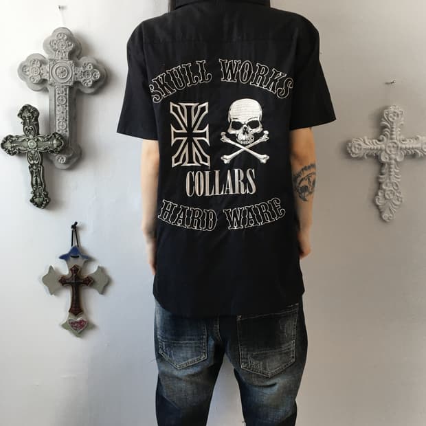 Back skull point shirt