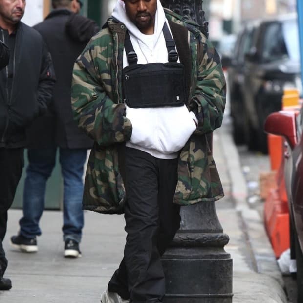 알릭스 체스트백