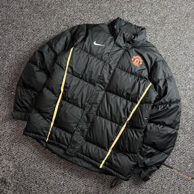 나이키 맨체스터 유나이티드 덕다운 패딩 점퍼 2717