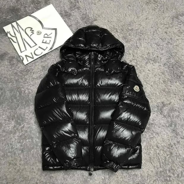 몽클레어 마야 2 거의 새제품