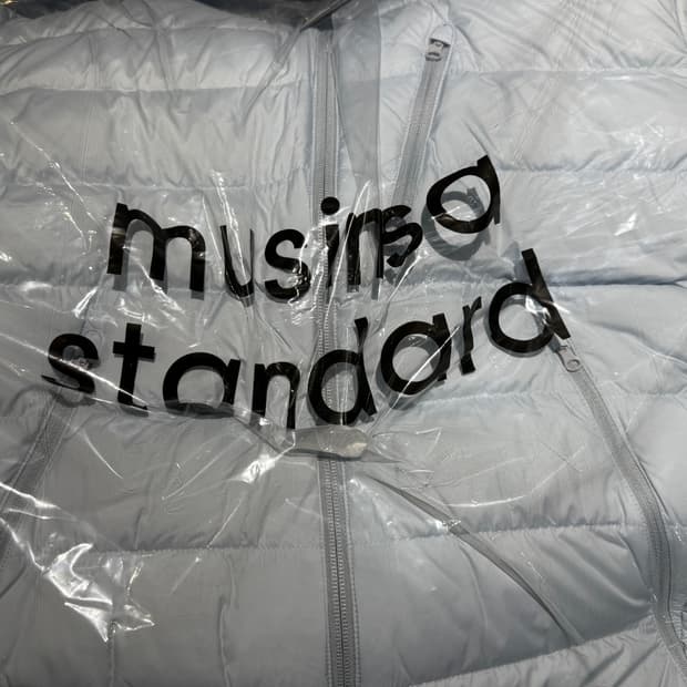 무탠다드 시티레저 후디드 라이트 다운 재킷 클라우디블루 xl 새상품