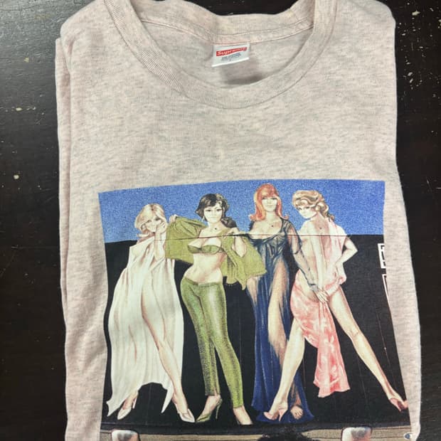 슈프림 girl 티셔츠