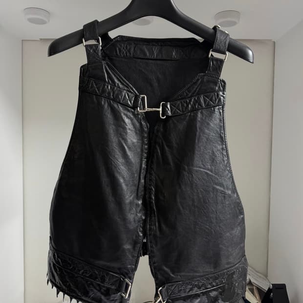 Object Dyed Drip-Rubbered Vest Bag