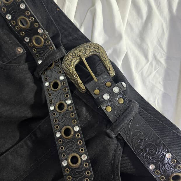 빈티지 크리스탈 엠보 레더 웨스턴 벨트 y2k