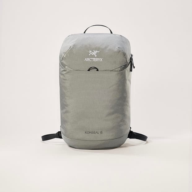 아크테릭스 컨실 15 포리지 새상품