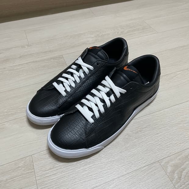 나이키 프라그먼트 테니스 클래식