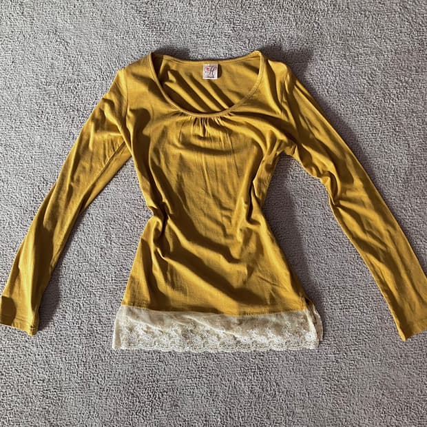 vintage lace top