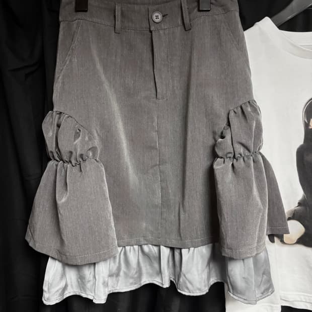 레이어드 그레이 셔링 미들스커트