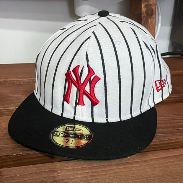 뉴에라 뉴욕 양키스  7 1/4 (57.7cm)