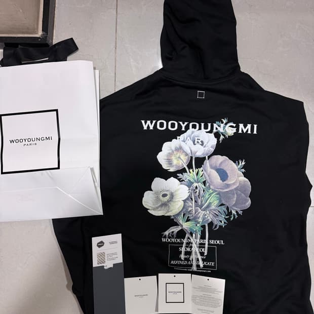 [당일출고,크림판 ] 우영미 플라워 후드티 48사이즈 