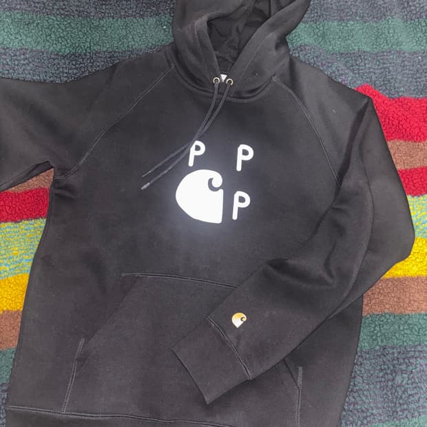 Carhartt WIP와 Pop Trading Company 콜라보 후드