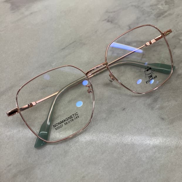 JW EYEWEAR 로즈골드 소프트 스퀘어 와이드 메탈테 안경