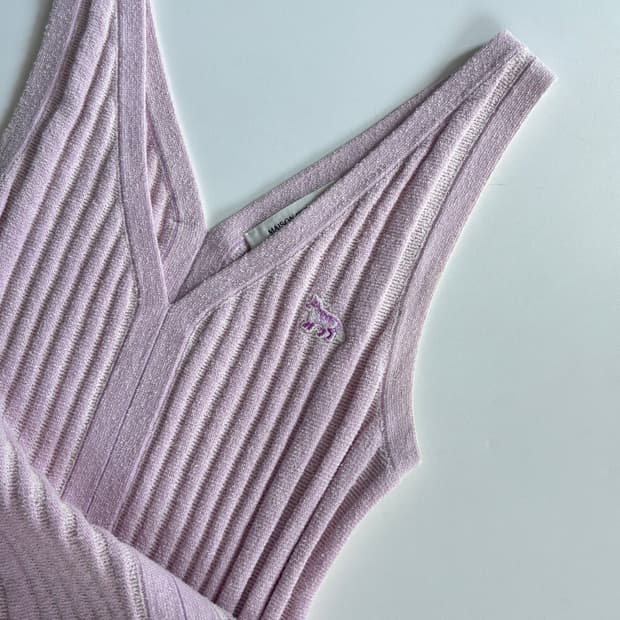 Maison Kitsune 메종키츠네 핑크 니트 슬리브리스